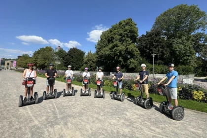 Düsseldorf: Rheintour mit dem Segway (max. 120 Min) - app.name