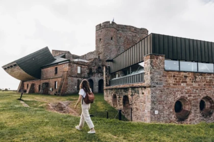 Entrée Château de Lichtenberg - app.name