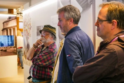 Visite "il est midi Dr Schweitzer" - app.name