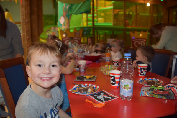 Fiesta de cumpleaños - Funnylou - Bonjour Alsace