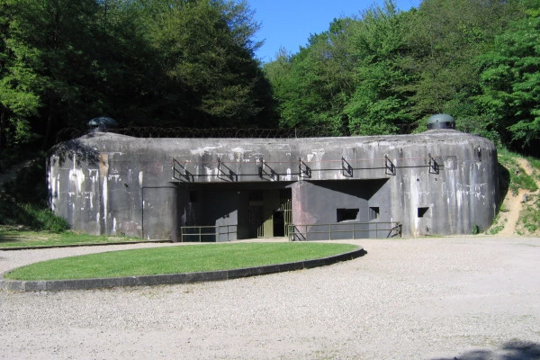 Entrada "Fort de Schoenenbourg" de la Línea Maginot - Bonjour Alsace