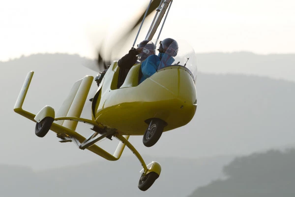 Descubrimiento de la ruta de los castillos en un ULM autogiro - Bonjour Alsace