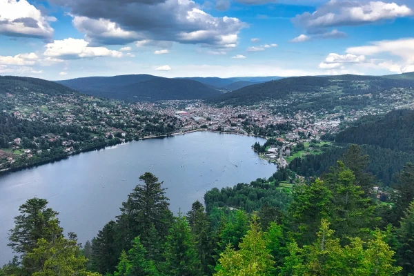 DESCUBRIMIENTO BÚSQUEDA DEL TESORO LOS MISTERIOS DE GERARDMER - Bonjour Alsace