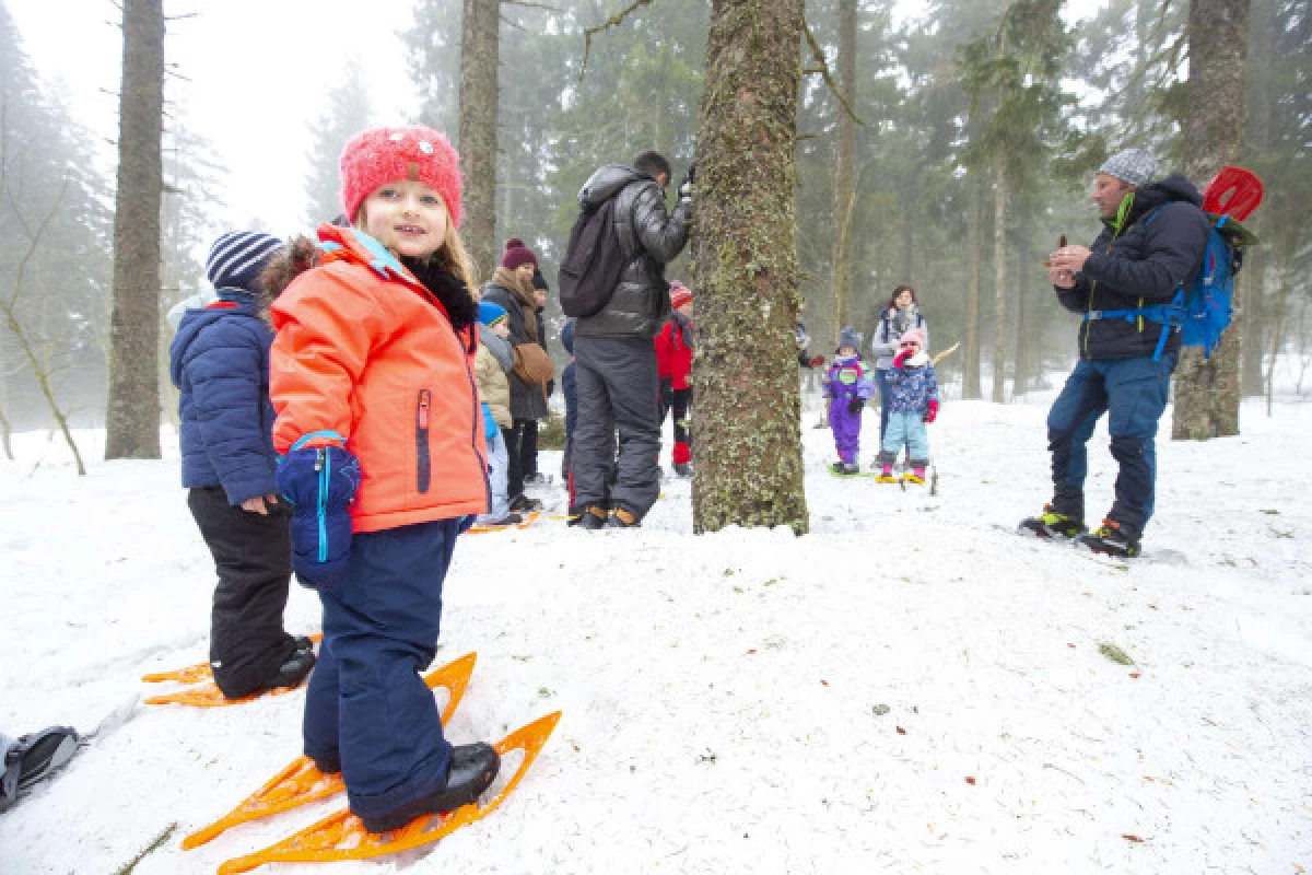 Excursión con raquetas de nieve P'tits Trappeurs - Bonjour Alsace