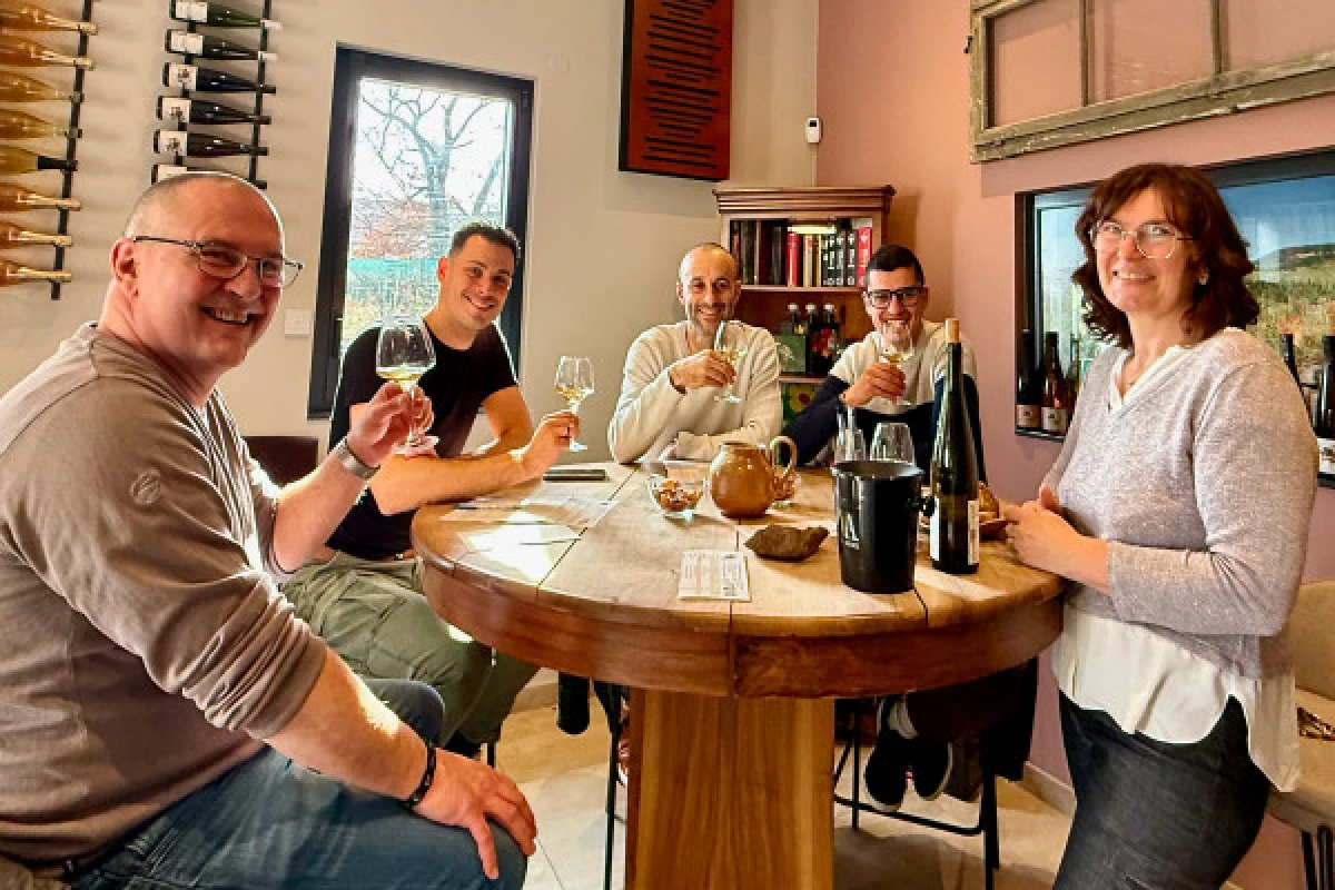 Visita a la bodega y degustación de vinos ecológicos de Alsacia con un toque femenino - Bonjour Alsace